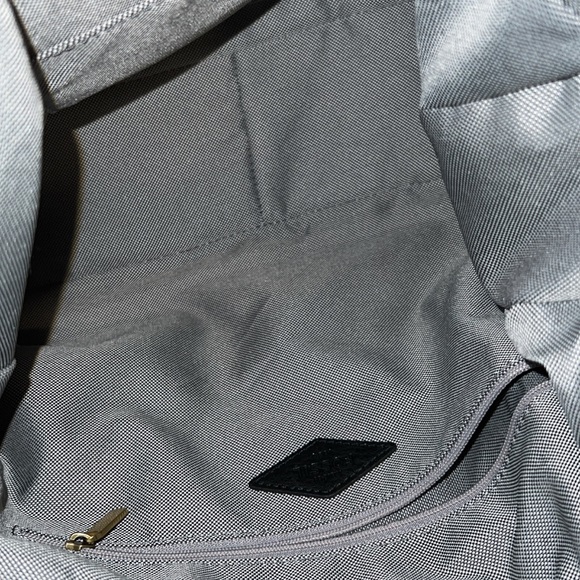 Fossil Hannah hobo-black leather in like new condition. - Picture 9 of 11